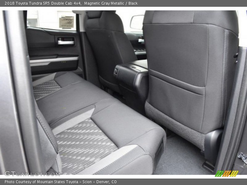 Magnetic Gray Metallic / Black 2018 Toyota Tundra SR5 Double Cab 4x4