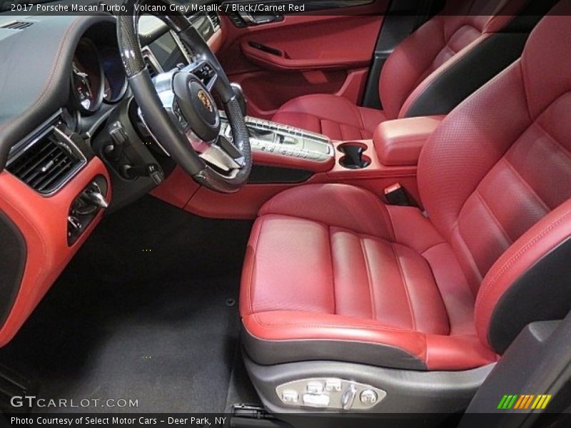 Front Seat of 2017 Macan Turbo