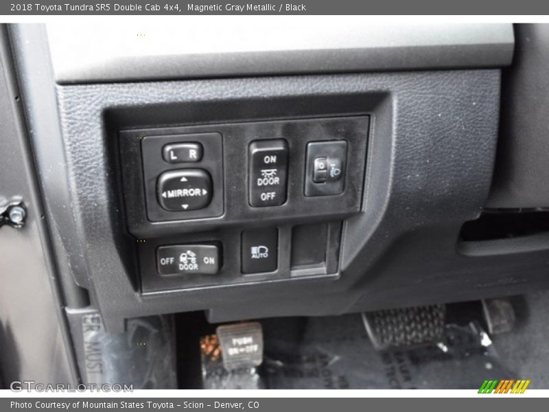 Magnetic Gray Metallic / Black 2018 Toyota Tundra SR5 Double Cab 4x4