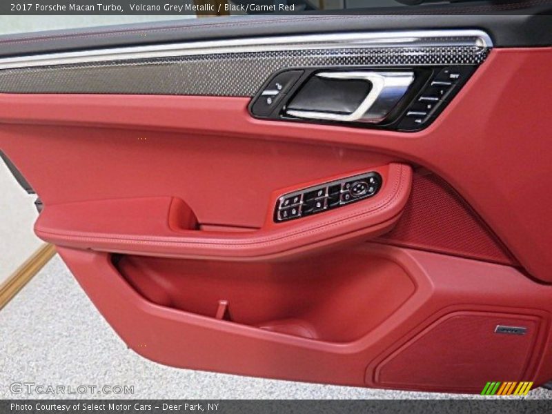Door Panel of 2017 Macan Turbo