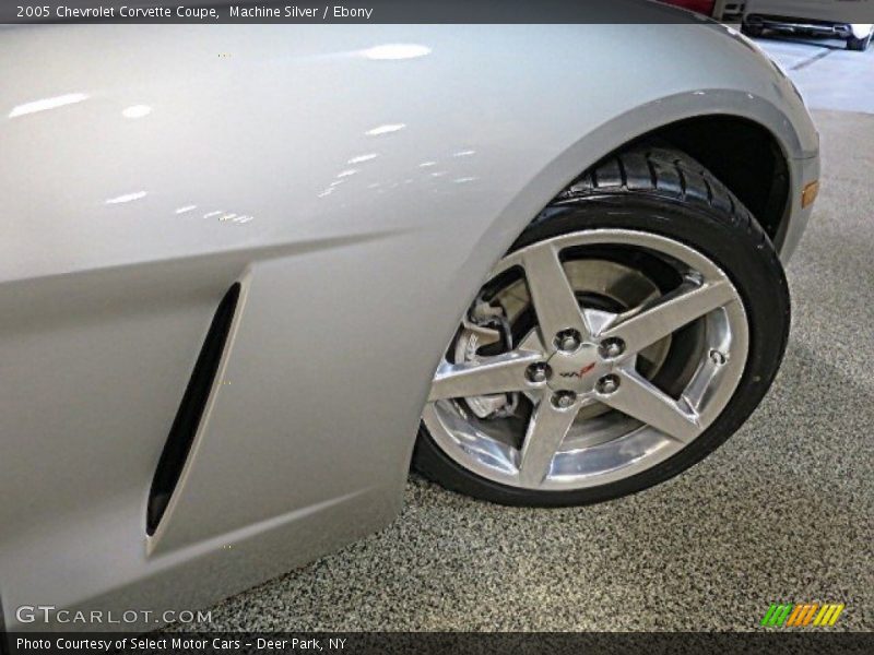 Machine Silver / Ebony 2005 Chevrolet Corvette Coupe