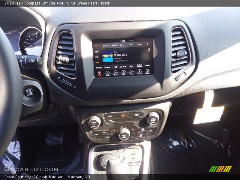 Olive Green Pearl / Black 2018 Jeep Compass Latitude 4x4