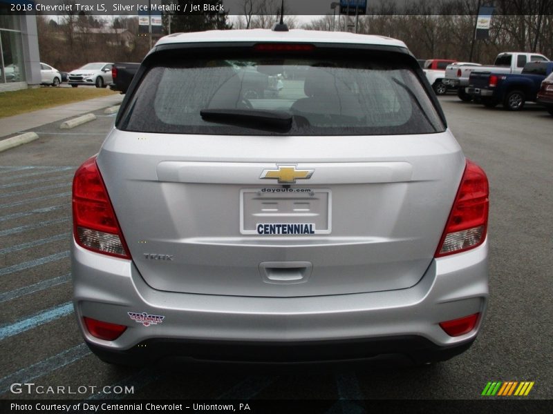 Silver Ice Metallic / Jet Black 2018 Chevrolet Trax LS