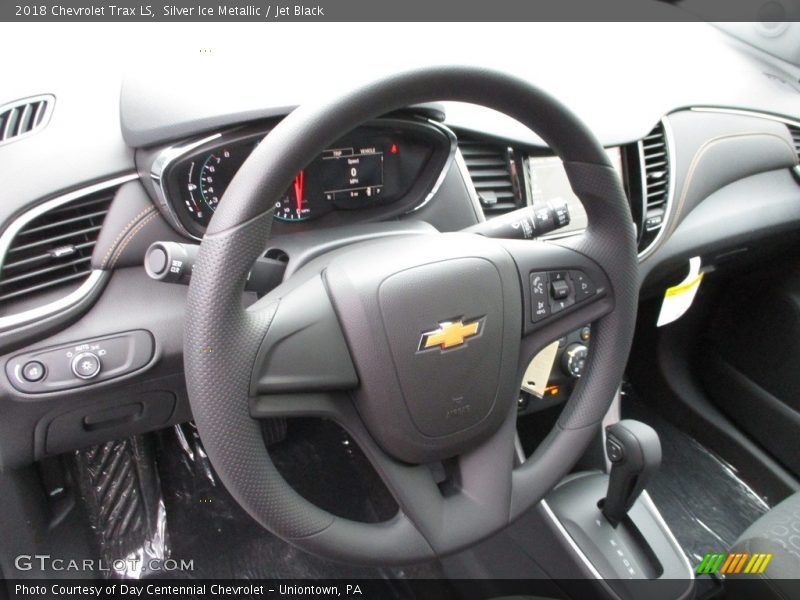 Silver Ice Metallic / Jet Black 2018 Chevrolet Trax LS