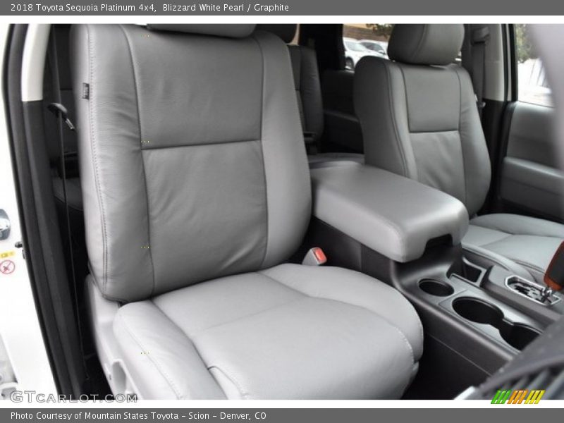 Blizzard White Pearl / Graphite 2018 Toyota Sequoia Platinum 4x4