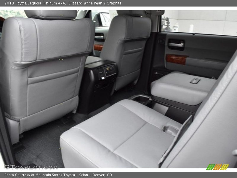 Blizzard White Pearl / Graphite 2018 Toyota Sequoia Platinum 4x4