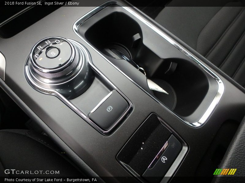 Ingot Silver / Ebony 2018 Ford Fusion SE