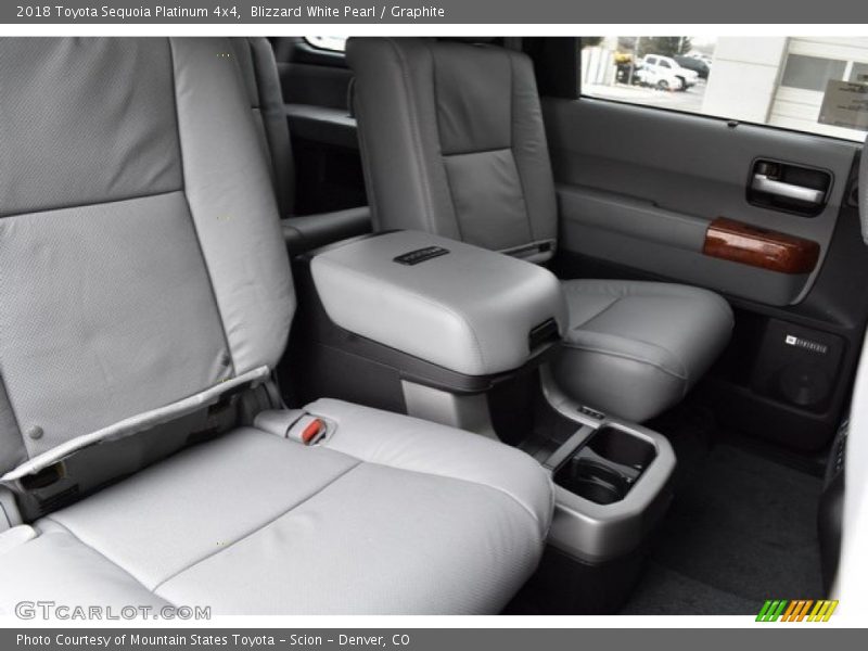 Blizzard White Pearl / Graphite 2018 Toyota Sequoia Platinum 4x4