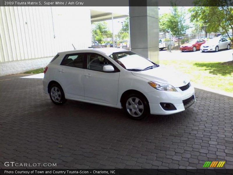 Super White / Ash Gray 2009 Toyota Matrix S