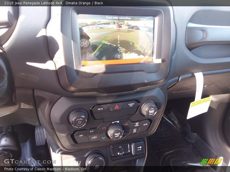 Omaha Orange / Black 2018 Jeep Renegade Latitude 4x4