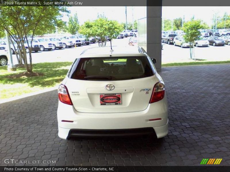 Super White / Ash Gray 2009 Toyota Matrix S