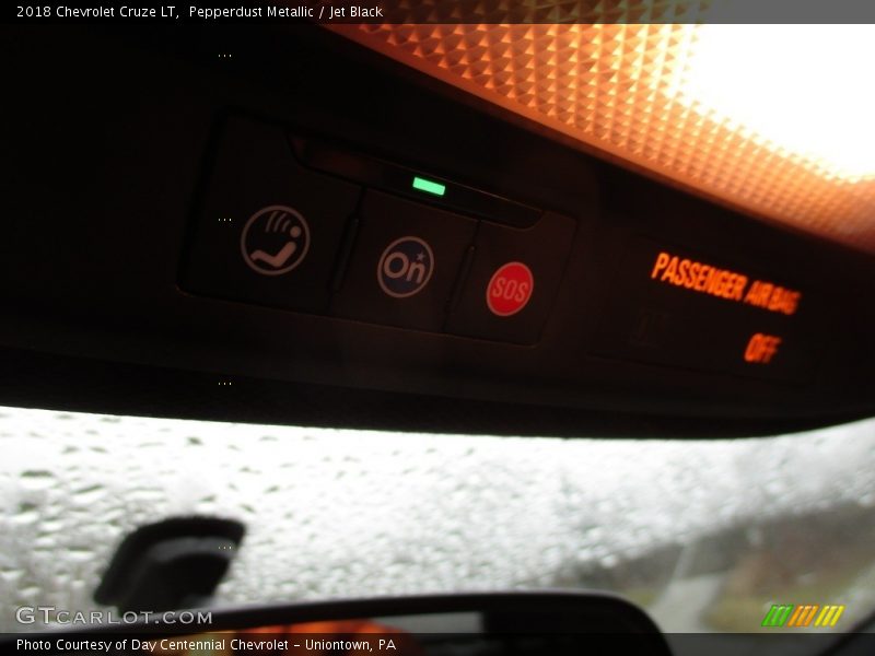 Pepperdust Metallic / Jet Black 2018 Chevrolet Cruze LT