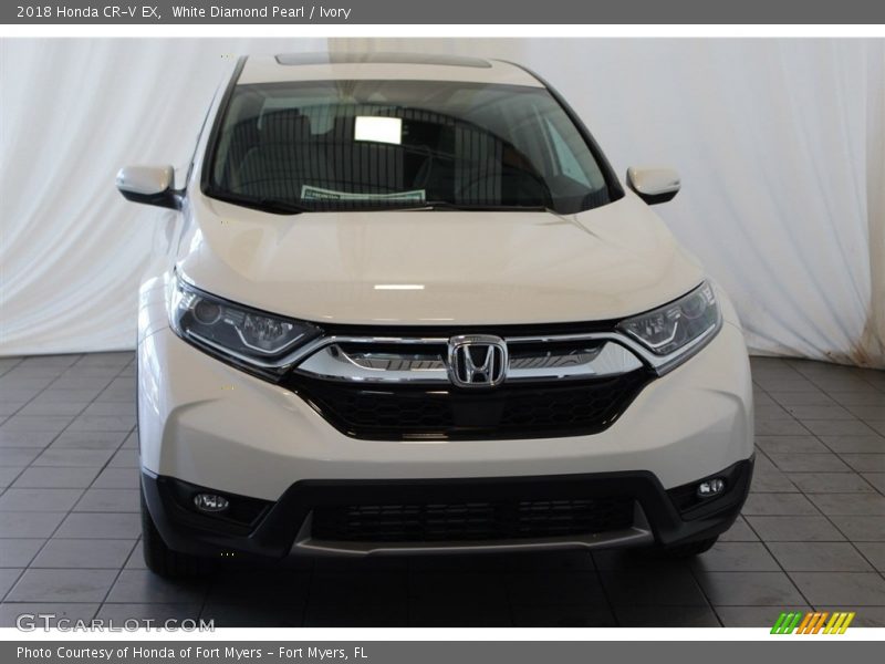 White Diamond Pearl / Ivory 2018 Honda CR-V EX