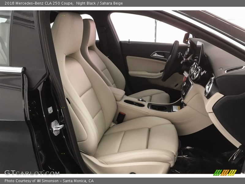 Night Black / Sahara Beige 2018 Mercedes-Benz CLA 250 Coupe