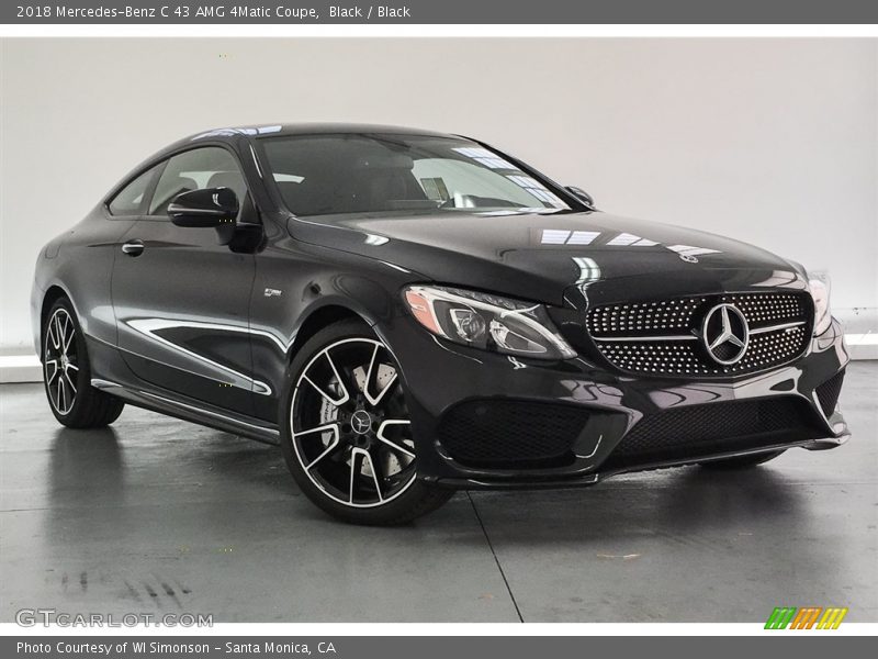 Front 3/4 View of 2018 C 43 AMG 4Matic Coupe