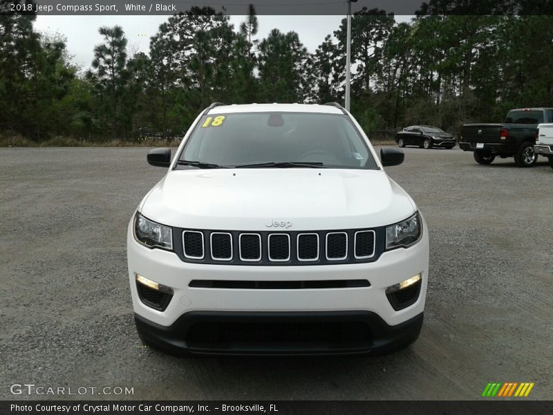 White / Black 2018 Jeep Compass Sport