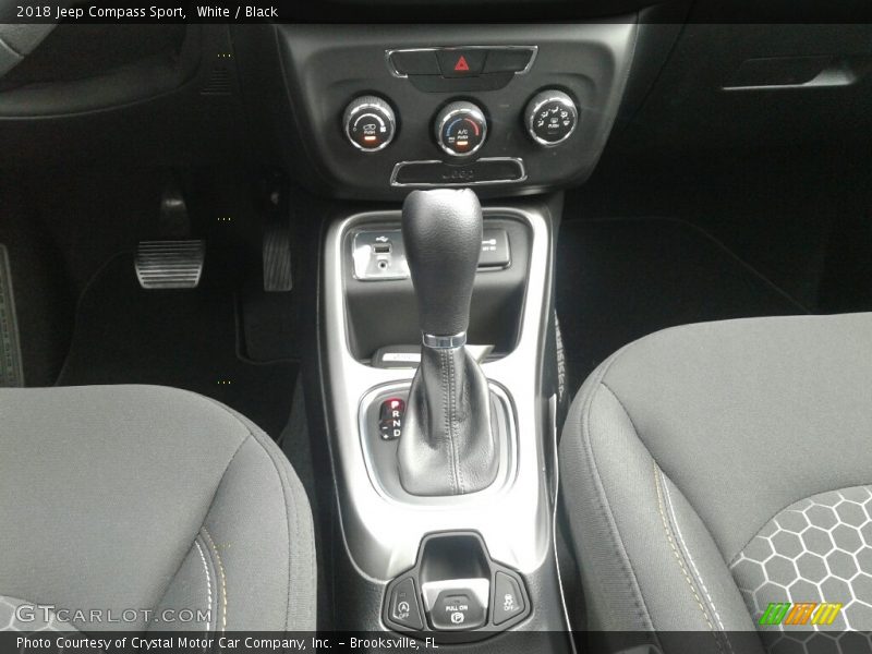 White / Black 2018 Jeep Compass Sport