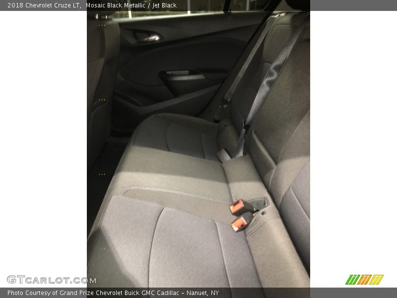 Mosaic Black Metallic / Jet Black 2018 Chevrolet Cruze LT