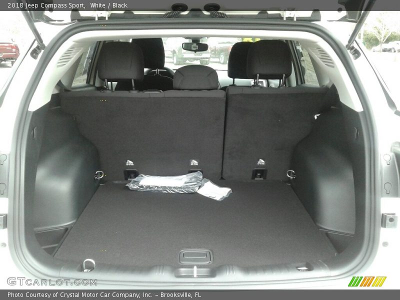 White / Black 2018 Jeep Compass Sport
