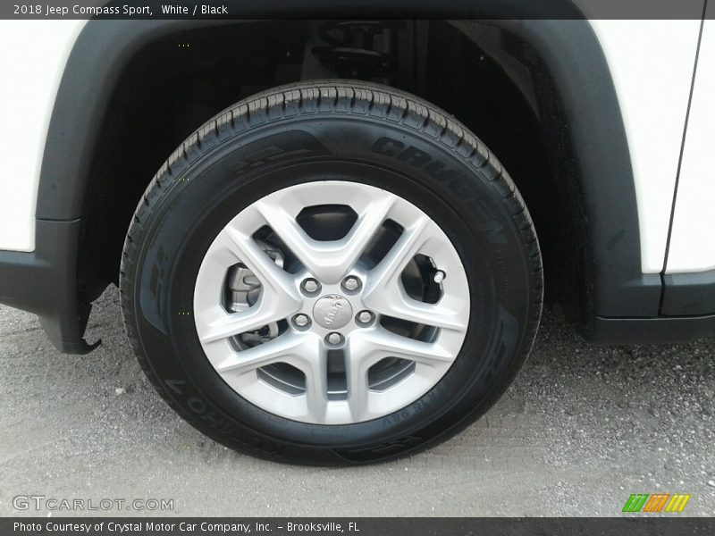 White / Black 2018 Jeep Compass Sport