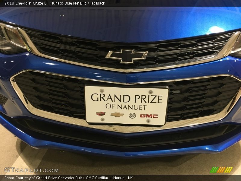 Kinetic Blue Metallic / Jet Black 2018 Chevrolet Cruze LT