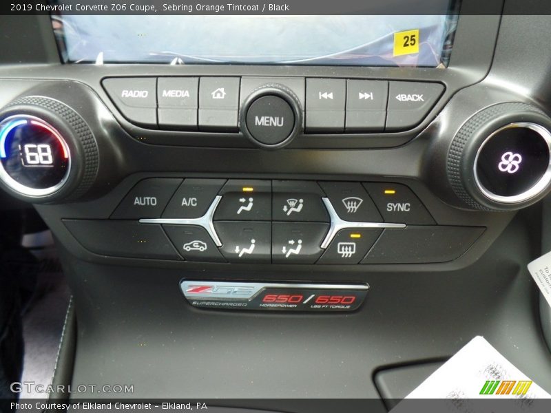 Controls of 2019 Corvette Z06 Coupe