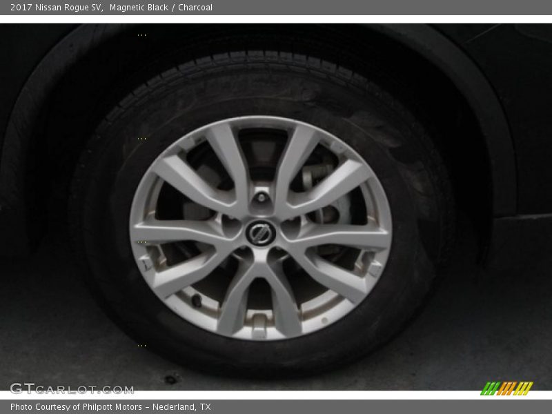 Magnetic Black / Charcoal 2017 Nissan Rogue SV
