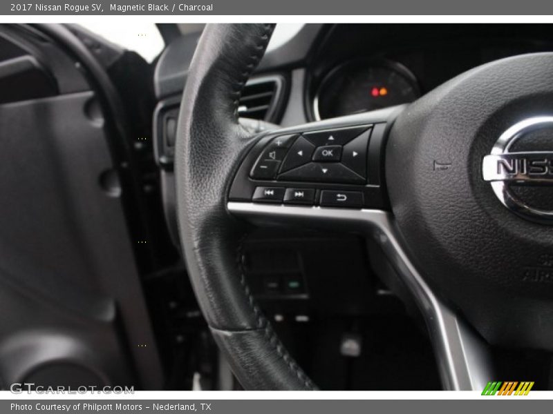 Magnetic Black / Charcoal 2017 Nissan Rogue SV