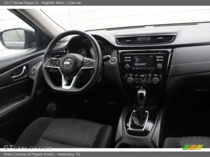 Magnetic Black / Charcoal 2017 Nissan Rogue SV