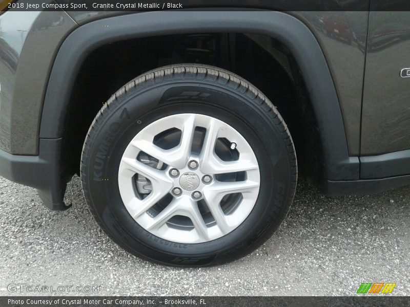 Granite Crystal Metallic / Black 2018 Jeep Compass Sport