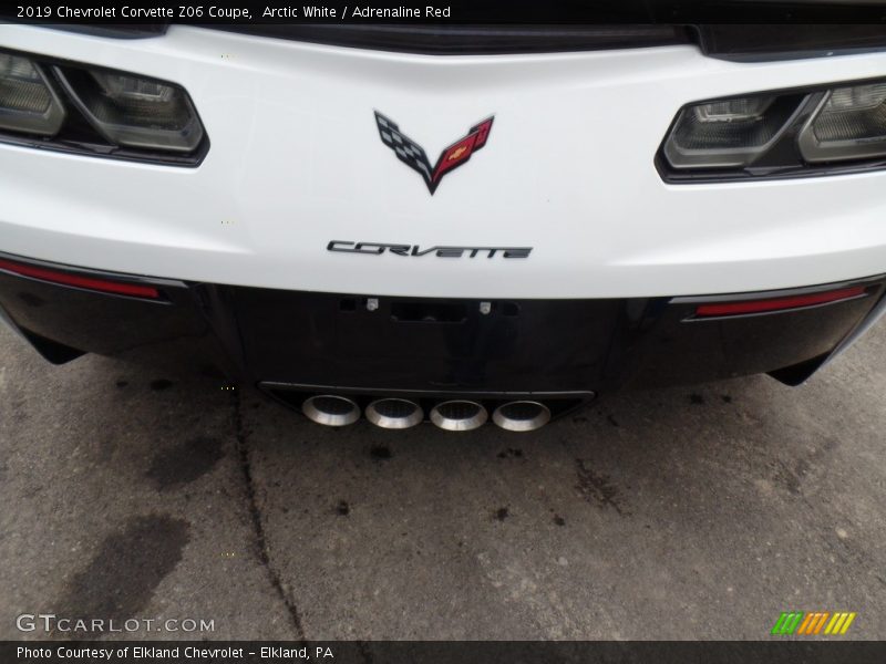 Arctic White / Adrenaline Red 2019 Chevrolet Corvette Z06 Coupe