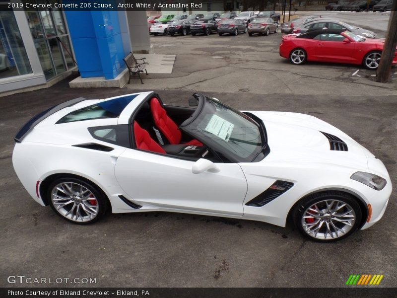 Arctic White / Adrenaline Red 2019 Chevrolet Corvette Z06 Coupe