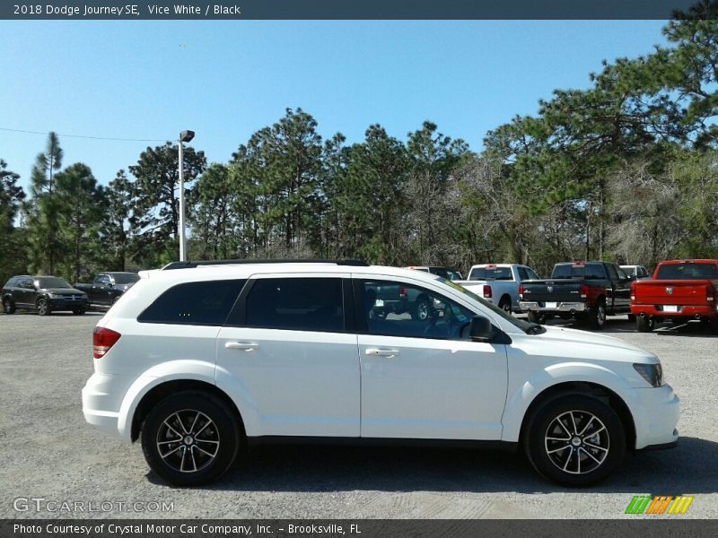 Vice White / Black 2018 Dodge Journey SE