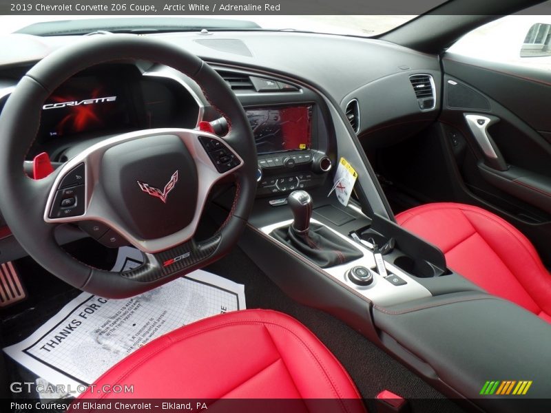 Arctic White / Adrenaline Red 2019 Chevrolet Corvette Z06 Coupe