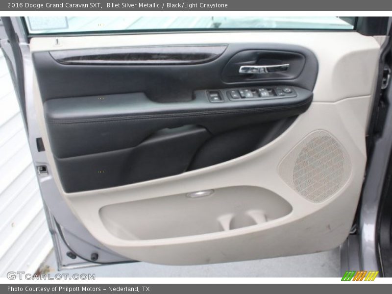 Billet Silver Metallic / Black/Light Graystone 2016 Dodge Grand Caravan SXT