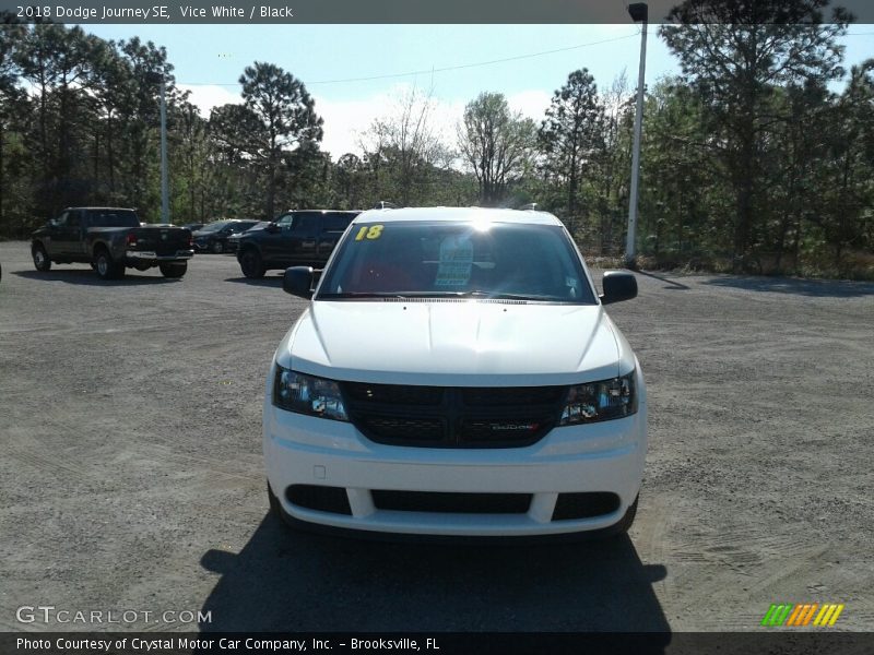 Vice White / Black 2018 Dodge Journey SE