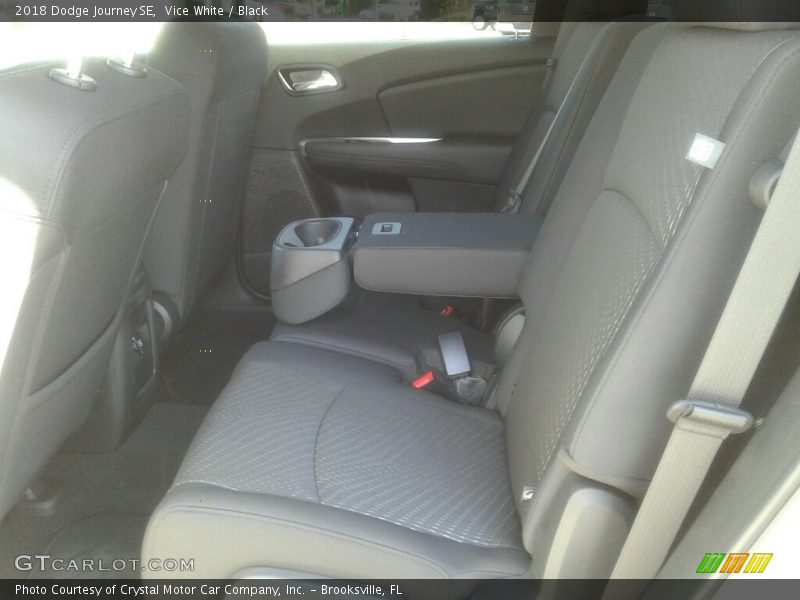 Vice White / Black 2018 Dodge Journey SE