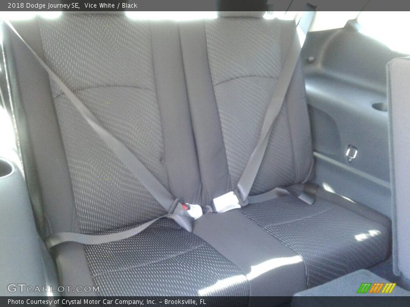 Vice White / Black 2018 Dodge Journey SE