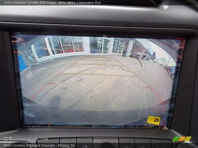 Arctic White / Adrenaline Red 2019 Chevrolet Corvette Z06 Coupe
