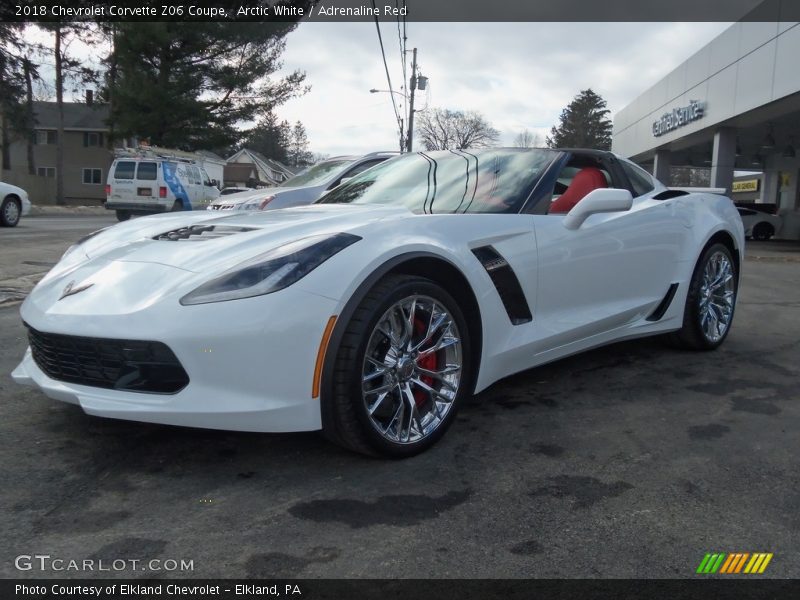 Arctic White / Adrenaline Red 2018 Chevrolet Corvette Z06 Coupe
