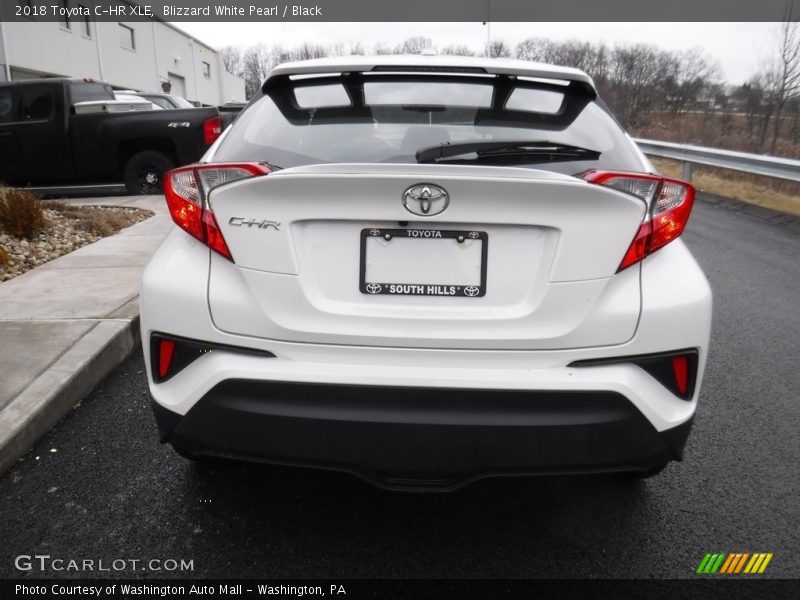 Blizzard White Pearl / Black 2018 Toyota C-HR XLE