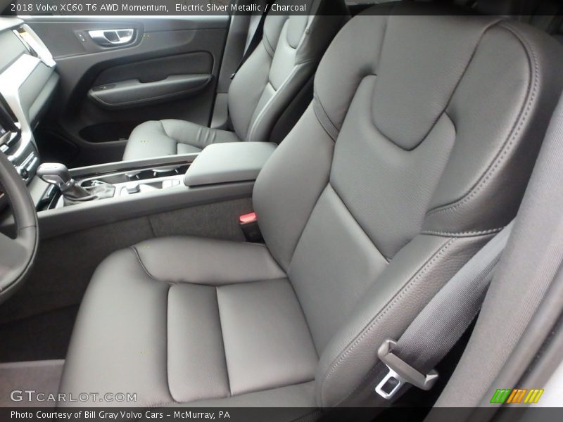 Electric Silver Metallic / Charcoal 2018 Volvo XC60 T6 AWD Momentum