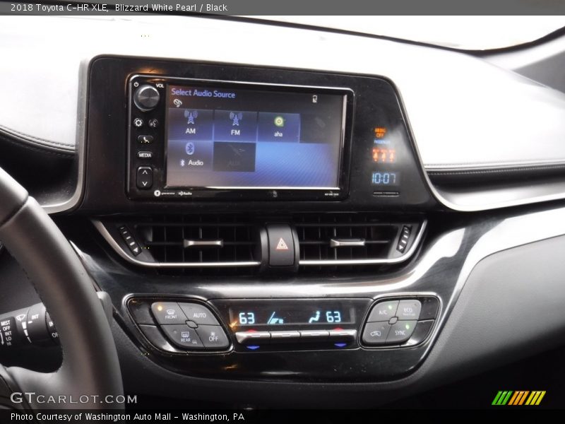 Blizzard White Pearl / Black 2018 Toyota C-HR XLE