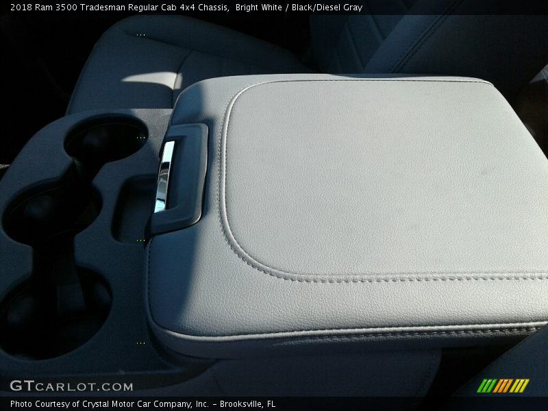 Bright White / Black/Diesel Gray 2018 Ram 3500 Tradesman Regular Cab 4x4 Chassis