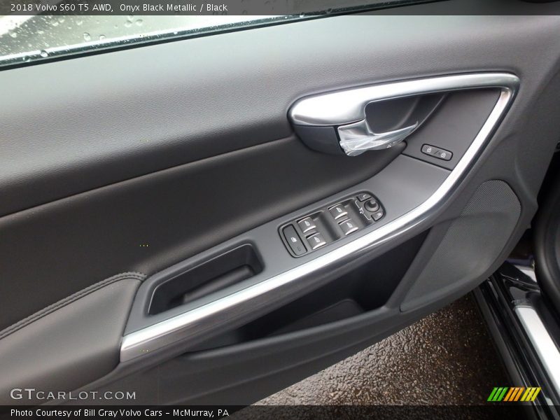 Onyx Black Metallic / Black 2018 Volvo S60 T5 AWD