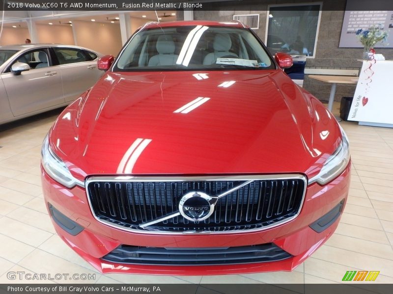 Fusion Red Metallic / Blonde 2018 Volvo XC60 T6 AWD Momentum