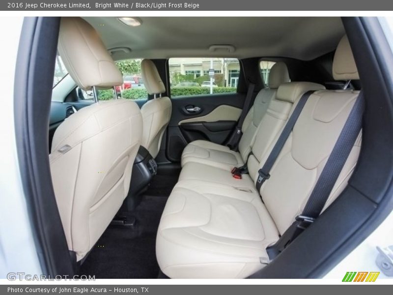 Bright White / Black/Light Frost Beige 2016 Jeep Cherokee Limited