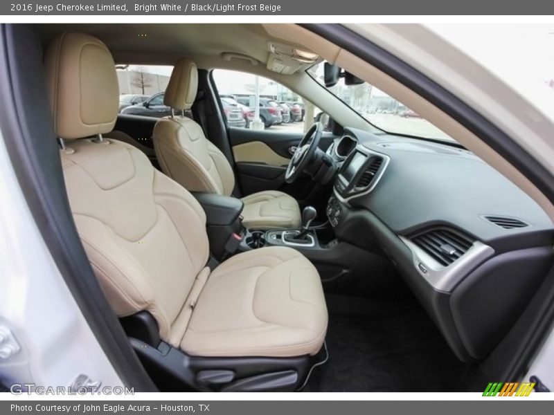 Bright White / Black/Light Frost Beige 2016 Jeep Cherokee Limited
