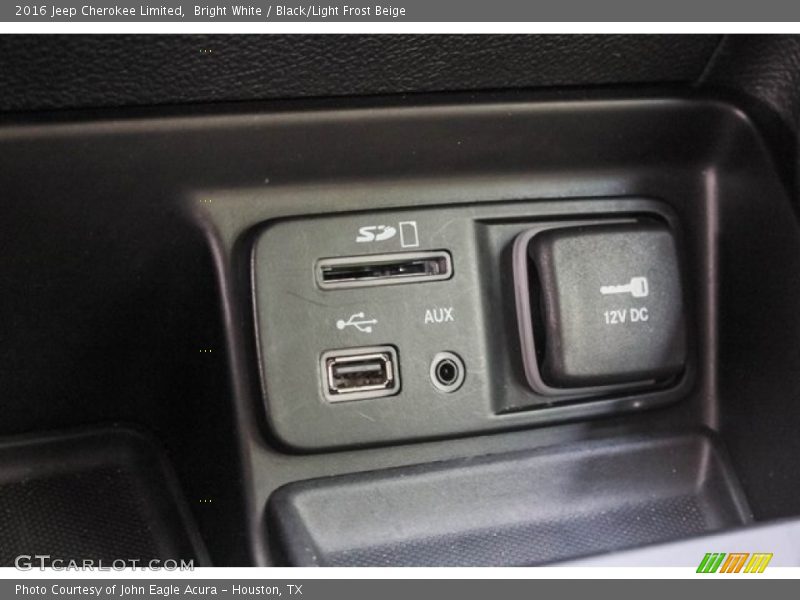Bright White / Black/Light Frost Beige 2016 Jeep Cherokee Limited