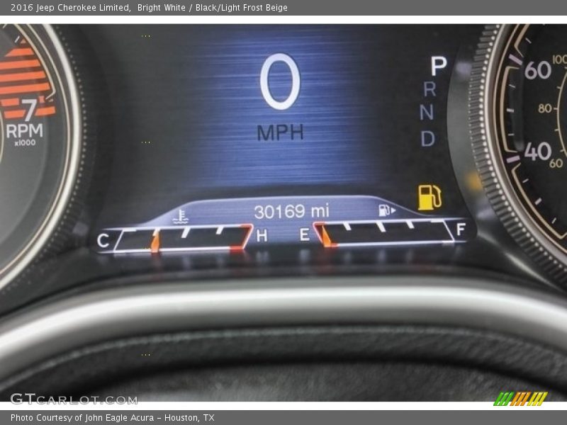 Bright White / Black/Light Frost Beige 2016 Jeep Cherokee Limited